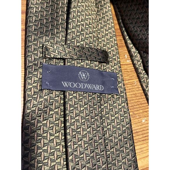 Woodward Men's Necktie Tie Silk VTG Metallic Silver Geometric Wide Made in USA - Picture 3 of 6